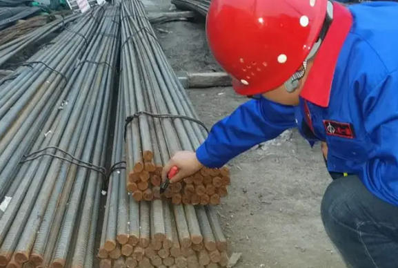 在成都如何考材料员资格证书呢(成都考材料员证书)