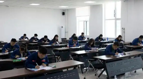 永 川审计师成绩查询