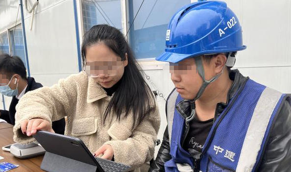 劳 务员考试资格查询